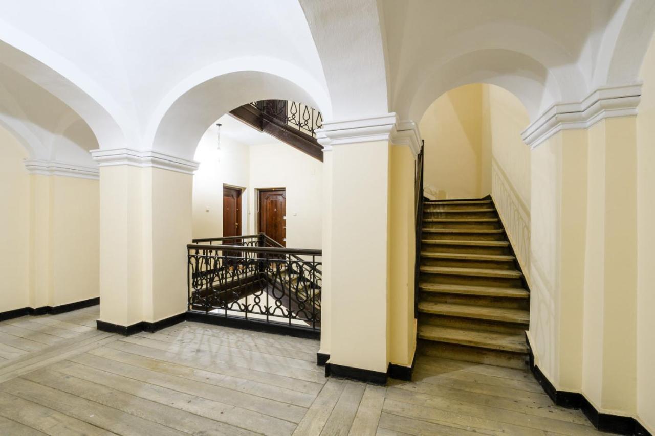 P&O Serviced Apartments Old Town Square Studio Warszawa Exteriör bild